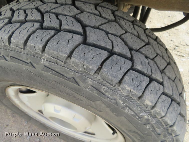 image for item DE6866 2006 Ford F250 Super Duty XL SuperCab pickup truck