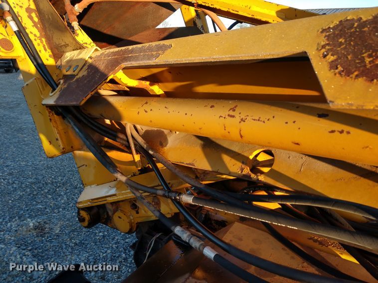 image for item DE6867 1977 Chevrolet C60 truck with Vermeer tree spade