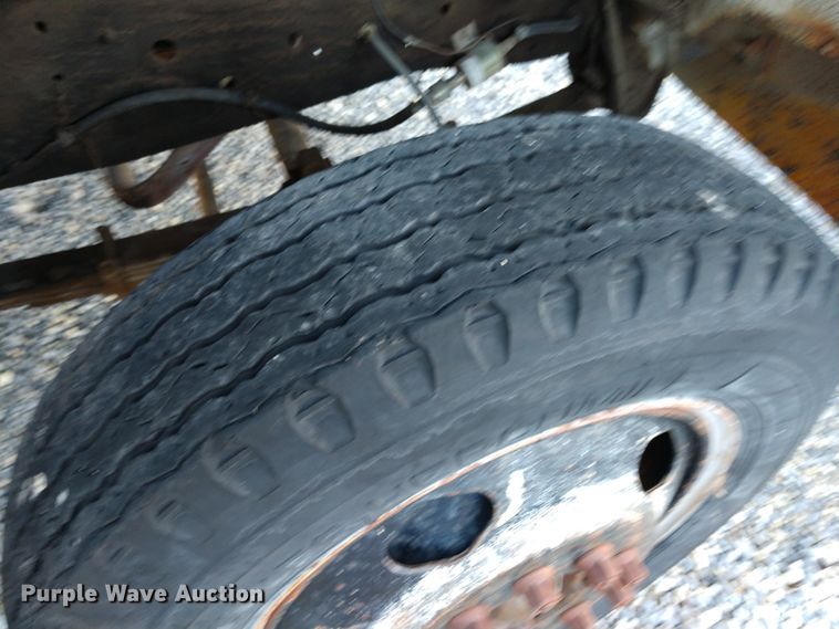 image for item DE6867 1977 Chevrolet C60 truck with Vermeer tree spade