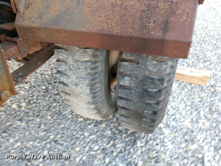 image for item DE6867 1977 Chevrolet C60 truck with Vermeer tree spade