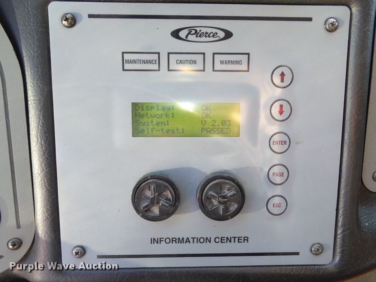 image for item DF0822 1999 Pierce ladder fire truck