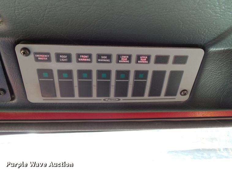 image for item DF0822 1999 Pierce ladder fire truck