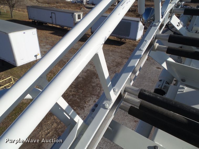 image for item DF0822 1999 Pierce ladder fire truck