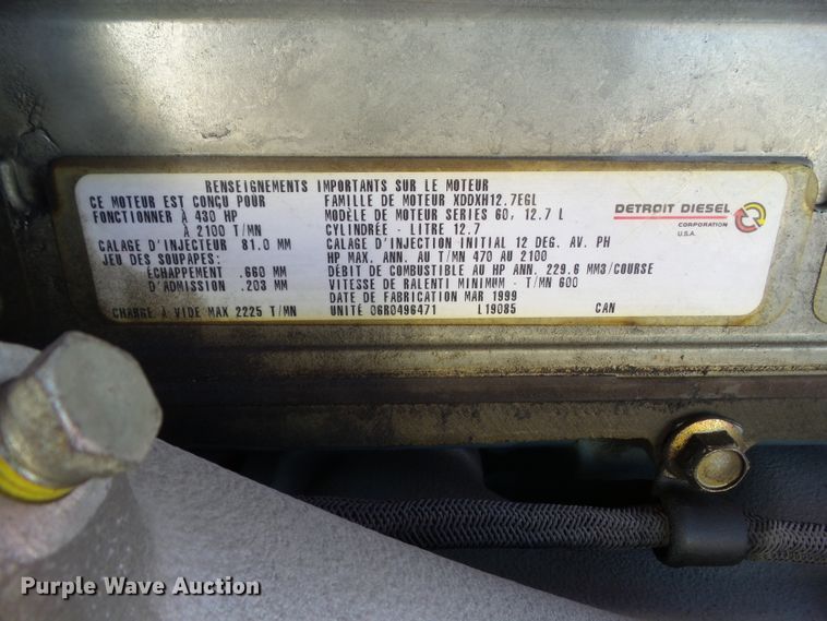 image for item DF0822 1999 Pierce ladder fire truck