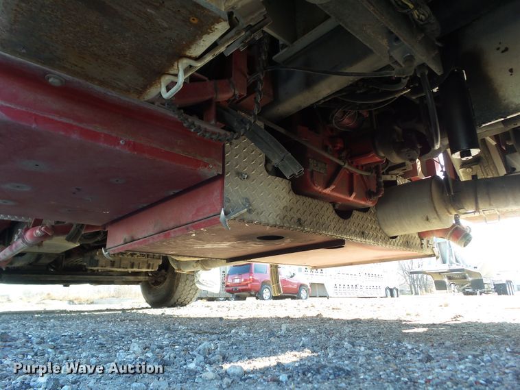 image for item DF0822 1999 Pierce ladder fire truck