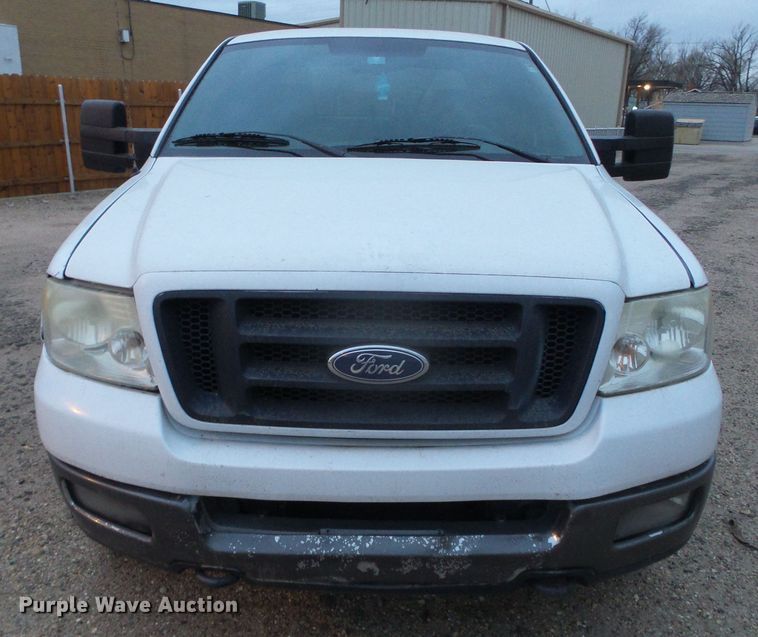 image for item DG0401 2004 Ford F150 SuperCrew pickup truck