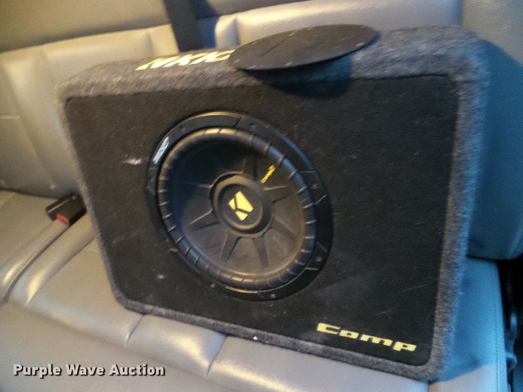 image for item DG0401 2004 Ford F150 SuperCrew pickup truck