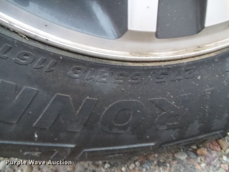 image for item DG0401 2004 Ford F150 SuperCrew pickup truck