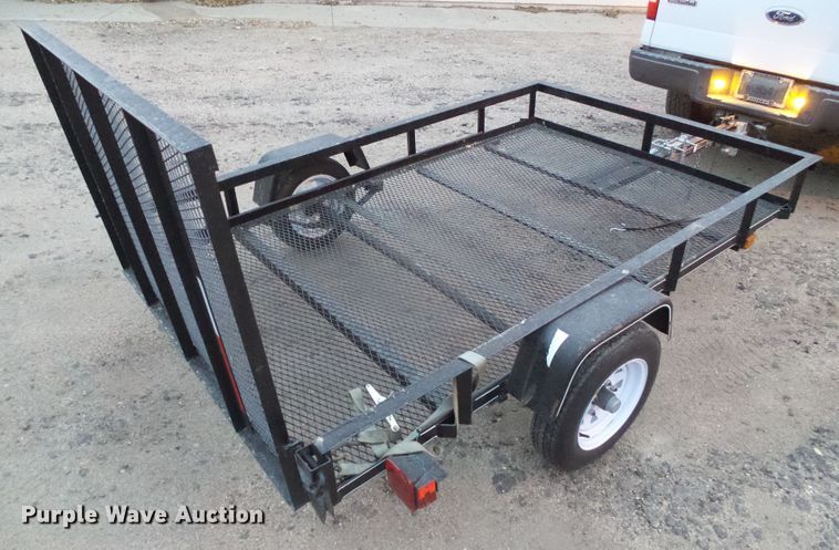 image for item DG0401 2004 Ford F150 SuperCrew pickup truck