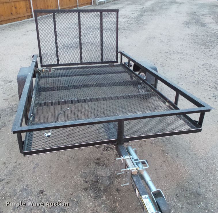 image for item DG0401 2004 Ford F150 SuperCrew pickup truck