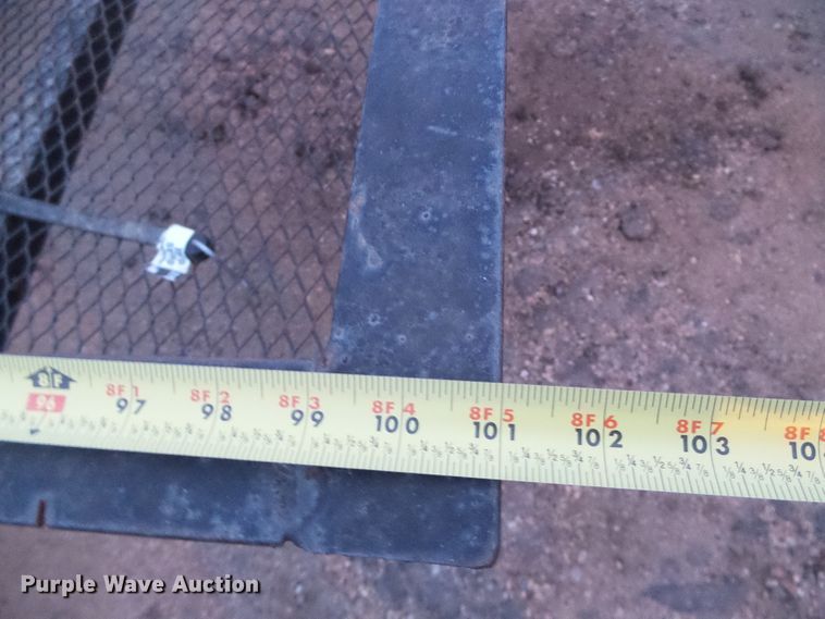 image for item DG0401 2004 Ford F150 SuperCrew pickup truck