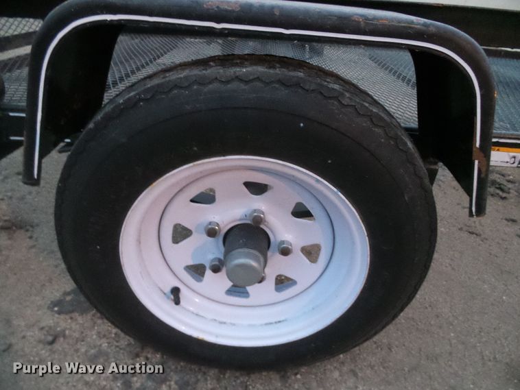 image for item DG0401 2004 Ford F150 SuperCrew pickup truck