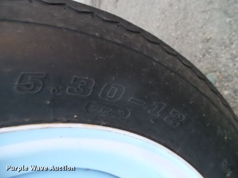 image for item DG0401 2004 Ford F150 SuperCrew pickup truck