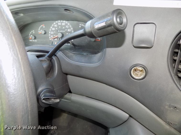 image for item DG2477 2003 Ford E450 Super Duty ambulance