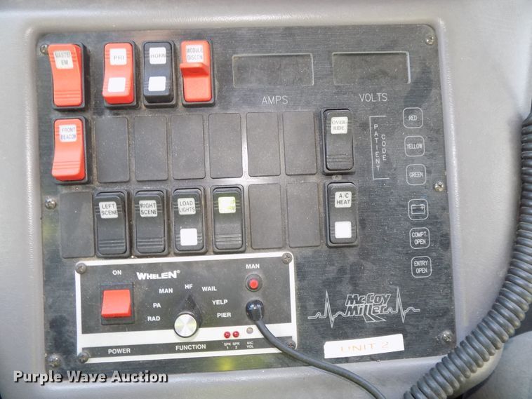 image for item DG2477 2003 Ford E450 Super Duty ambulance