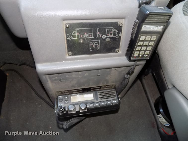 image for item DG2477 2003 Ford E450 Super Duty ambulance