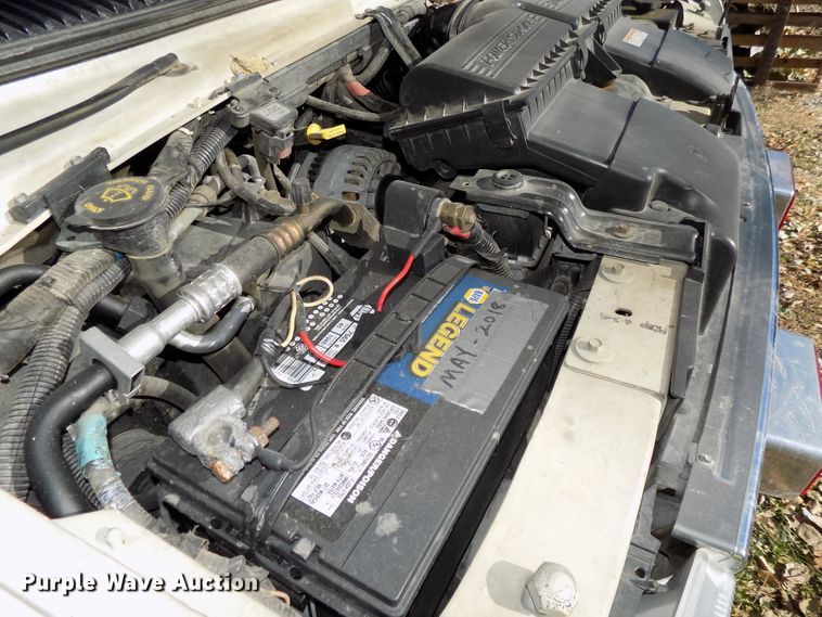 image for item DG2477 2003 Ford E450 Super Duty ambulance