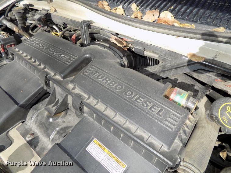 image for item DG2477 2003 Ford E450 Super Duty ambulance