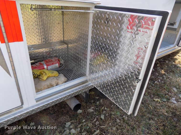 image for item DG2477 2003 Ford E450 Super Duty ambulance