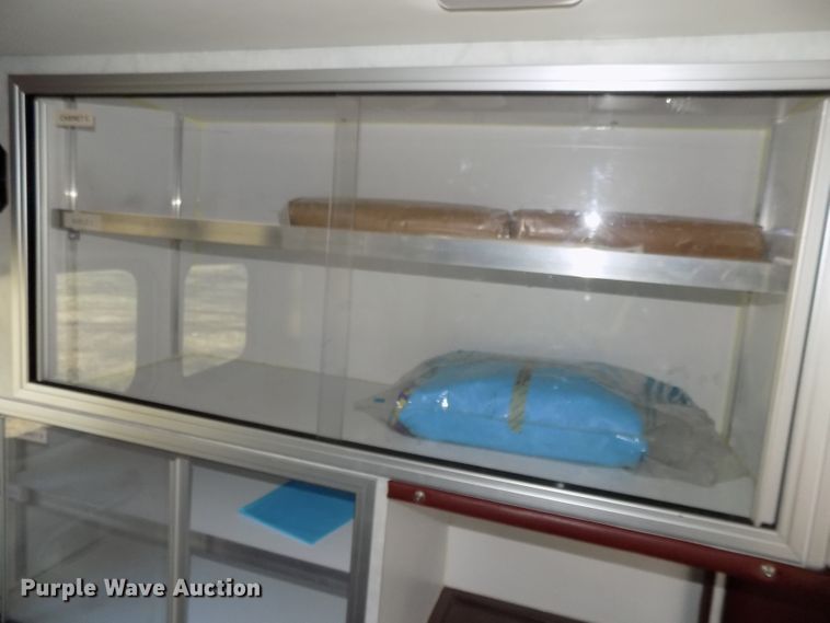 image for item DG2477 2003 Ford E450 Super Duty ambulance