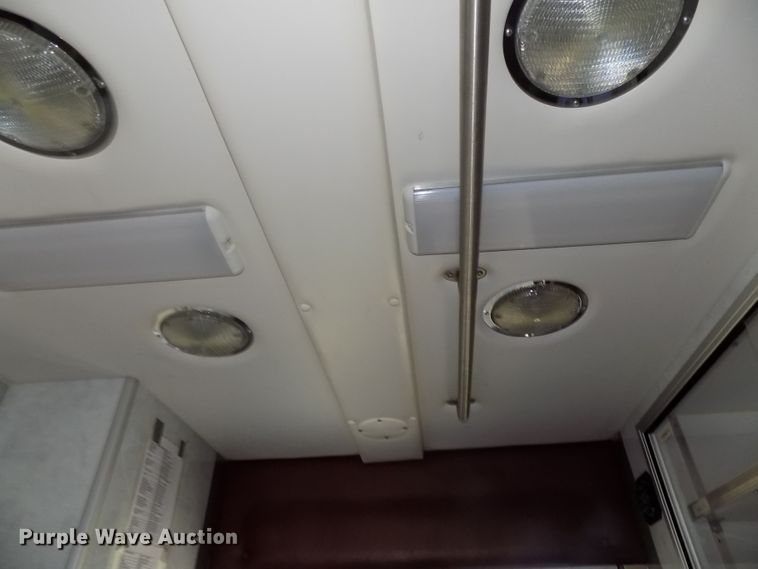 image for item DG2477 2003 Ford E450 Super Duty ambulance