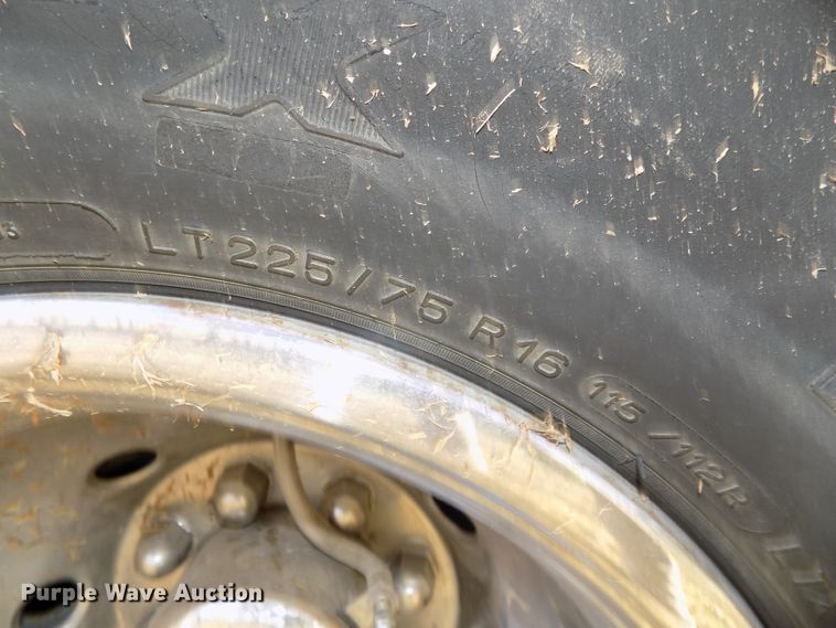 image for item DG2477 2003 Ford E450 Super Duty ambulance