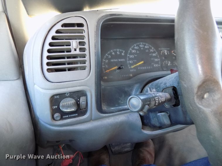 image for item DG2484 2000 Chevrolet C3500 utility bed pickup truck