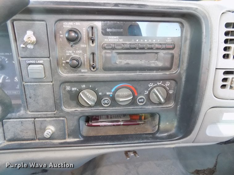 image for item DG2484 2000 Chevrolet C3500 utility bed pickup truck