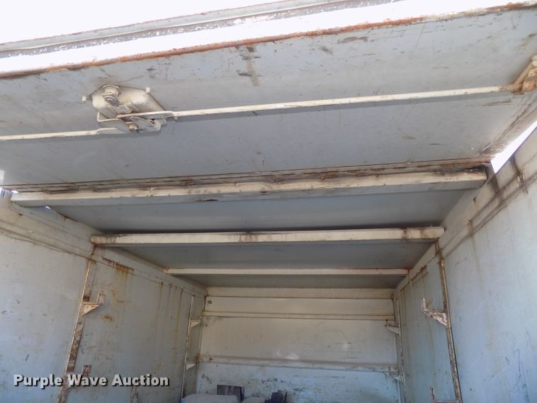 image for item DG2484 2000 Chevrolet C3500 utility bed pickup truck