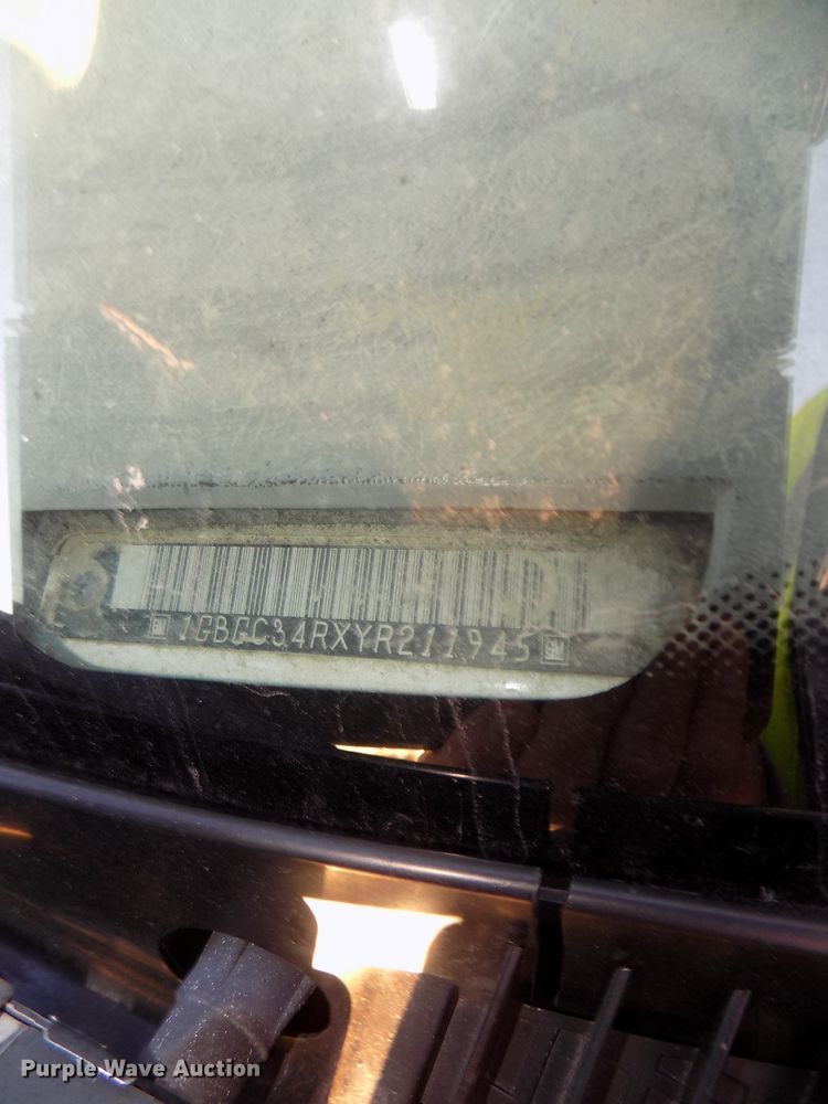 image for item DG2484 2000 Chevrolet C3500 utility bed pickup truck