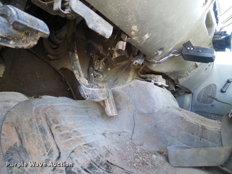 image for item DG5523 2002 Ford F250 Super Duty pickup truck