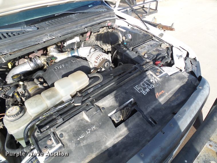 image for item DG5523 2002 Ford F250 Super Duty pickup truck