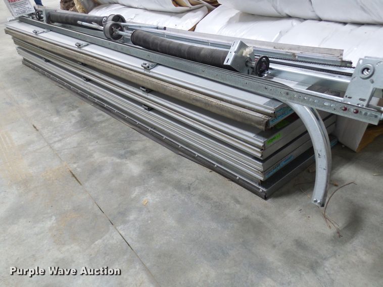 image for item DG5526 Insulated garage door