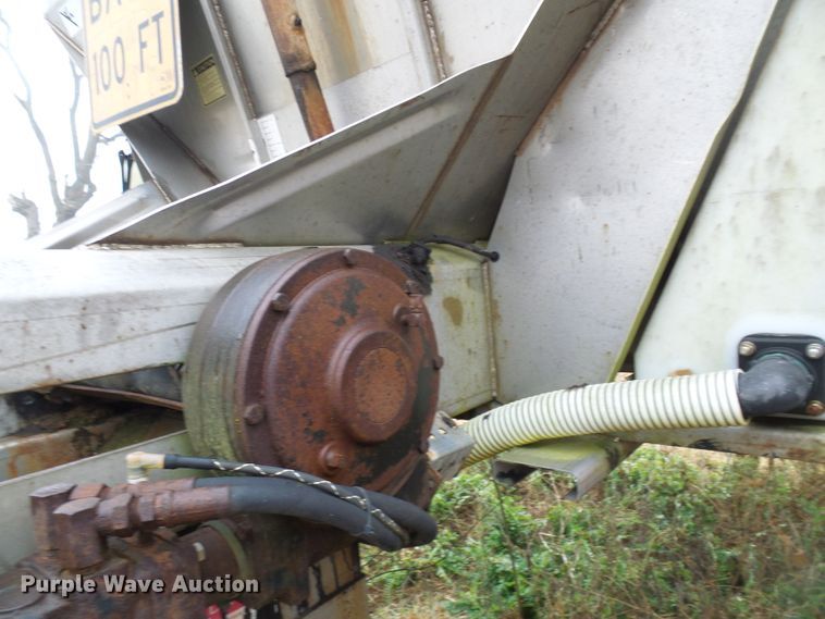 image for item DG5527 Monroe MV1207850MO stainless steel spreader