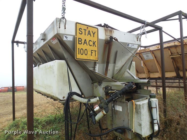 image for item DG5527 Monroe MV1207850MO stainless steel spreader