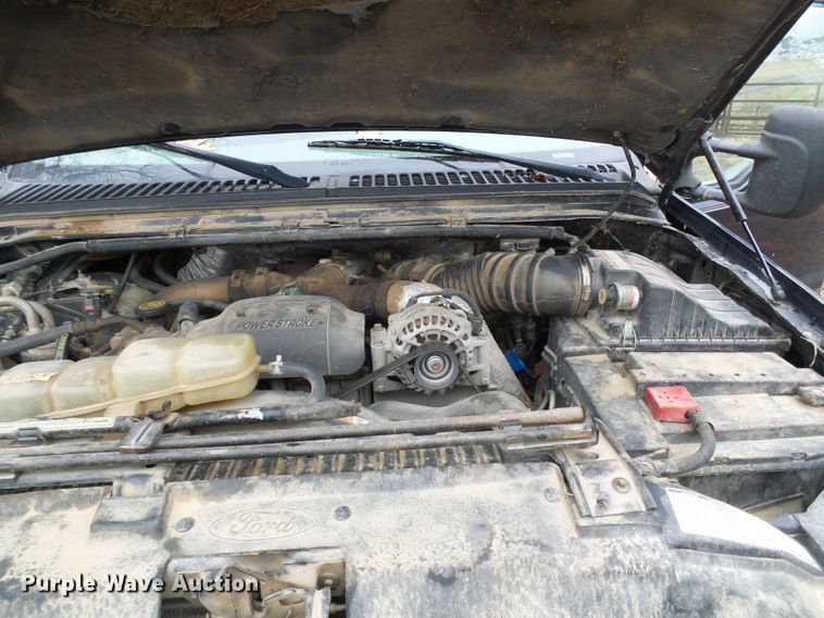 image for item DG5531 2000 Ford F350 Super Duty XLT bale bed pickup truck