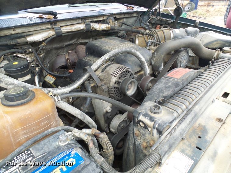 image for item DG5532 1995 Ford F350 XLT flatbed pickup truck