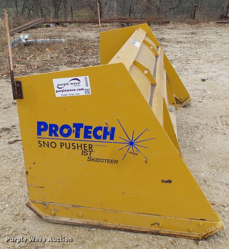 image for item DG5535 Pro Tech IS08S Sno Pusher plow