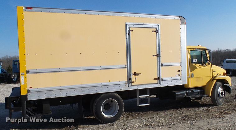 image for item DG5563 2001 Freightliner FL50 box truck