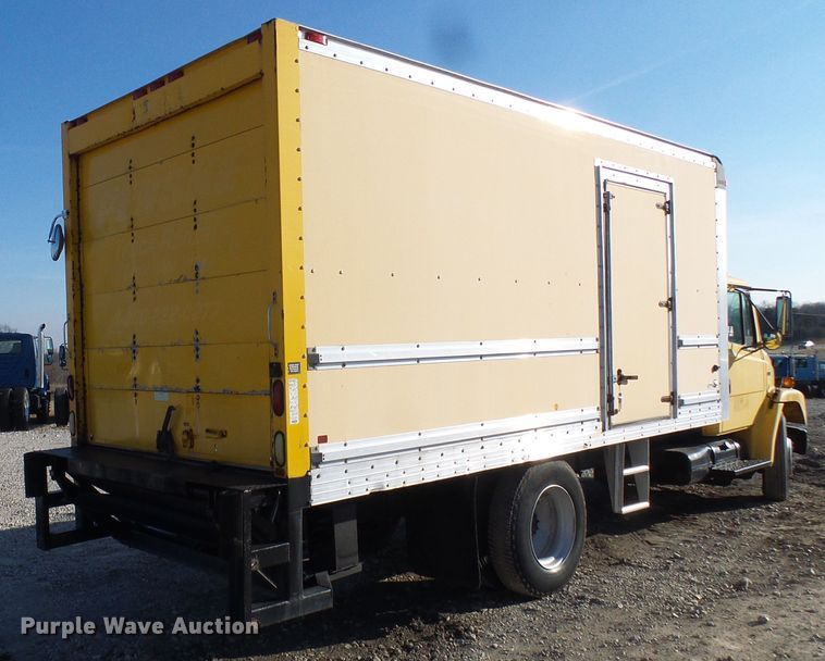 image for item DG5563 2001 Freightliner FL50 box truck
