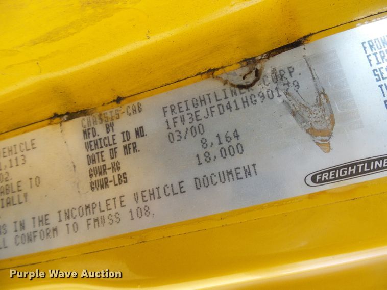 image for item DG5563 2001 Freightliner FL50 box truck
