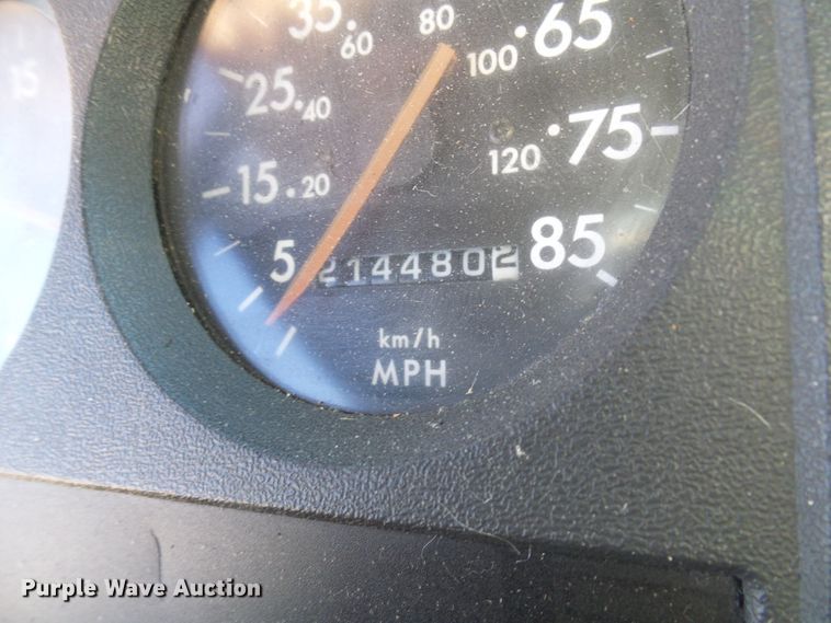 image for item DG5563 2001 Freightliner FL50 box truck