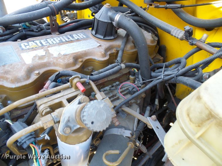 image for item DG5563 2001 Freightliner FL50 box truck