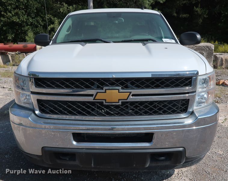 image for item DG7038 2013 Chevrolet Silverado 2500HD Ext. Cab pickup truck