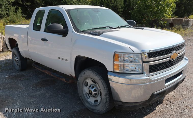 image for item DG7038 2013 Chevrolet Silverado 2500HD Ext. Cab pickup truck