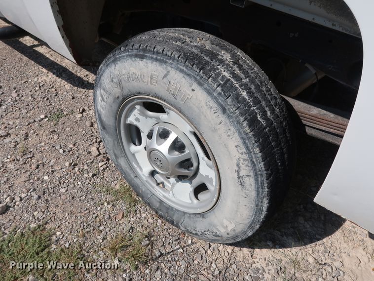 image for item DG7038 2013 Chevrolet Silverado 2500HD Ext. Cab pickup truck