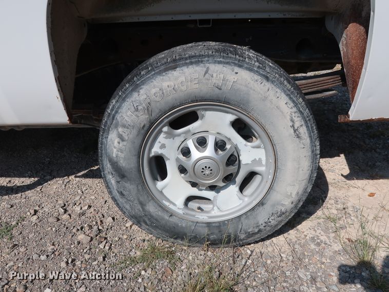 image for item DG7038 2013 Chevrolet Silverado 2500HD Ext. Cab pickup truck