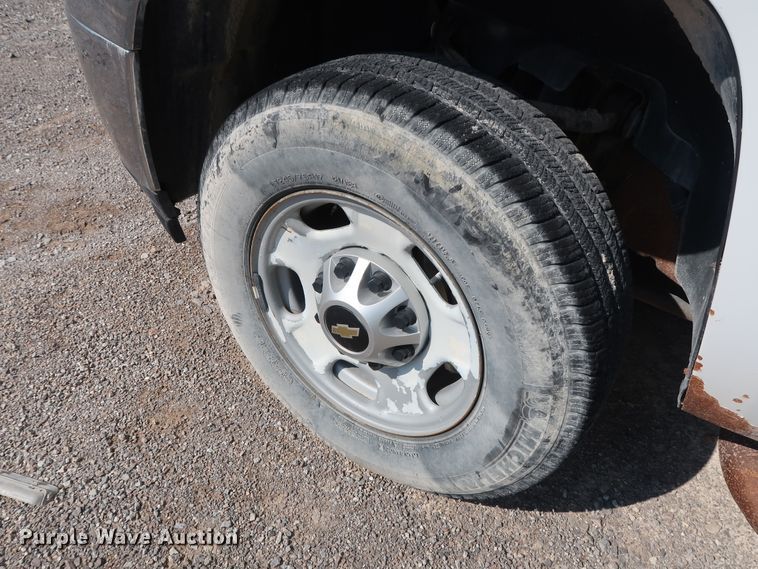 image for item DG7038 2013 Chevrolet Silverado 2500HD Ext. Cab pickup truck