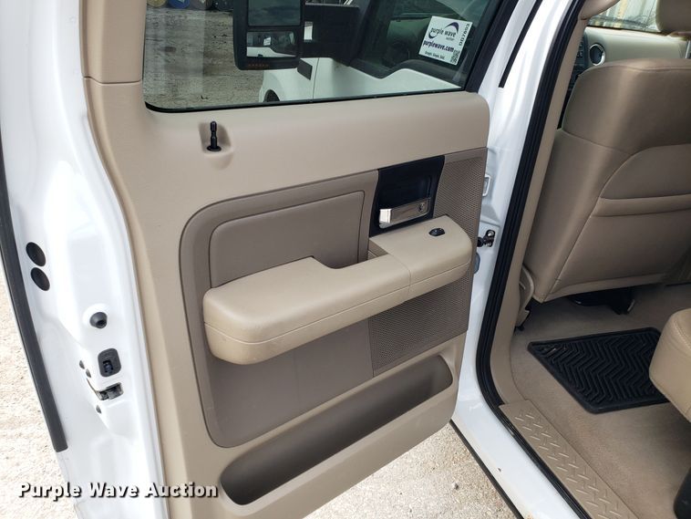 image for item DG7693 2007 Ford F150 SuperCrew pickup truck