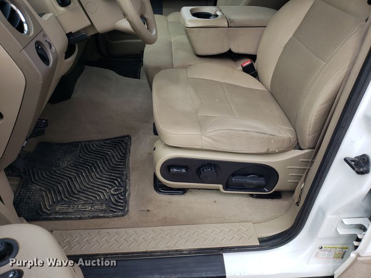 image for item DG7693 2007 Ford F150 SuperCrew pickup truck